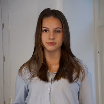 Vilde J. Hoff-Kvalem